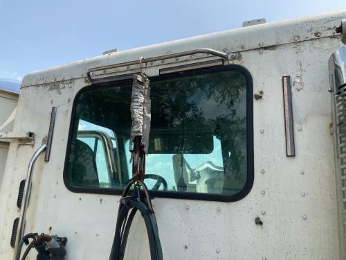 2006 Freightliner COLUMBIA 120 Back Glass