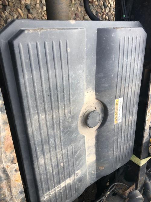 2007 Freightliner COLUMBIA 120 Poly Battery Box | Length: 31.50 | Width: 26.0