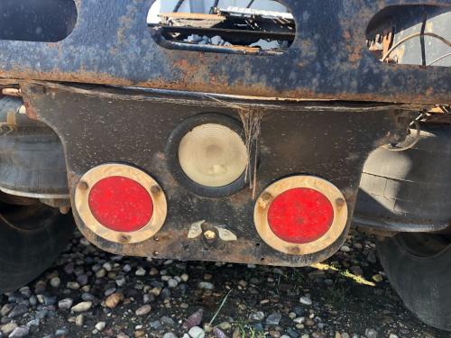 2007 Freightliner COLUMBIA 120 Tail Panel: 2 Red Lights, 1 White Light, Surface Rust