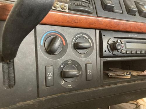 2009 Volvo VNL Heater & AC Temp Control