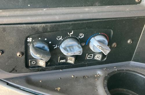 1999 Kenworth T2000 Heater & AC Temp Control: 3 Knobs, 3 Buttons