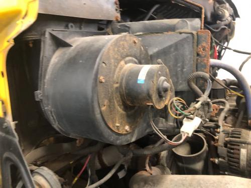 2003 Sterling L7501 Right Heater Assembly