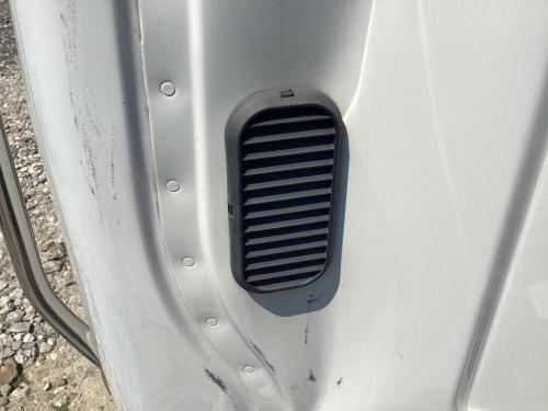 2016 Freightliner M2 106 Vent Cover Only, Mounted On Rear Of Cab
