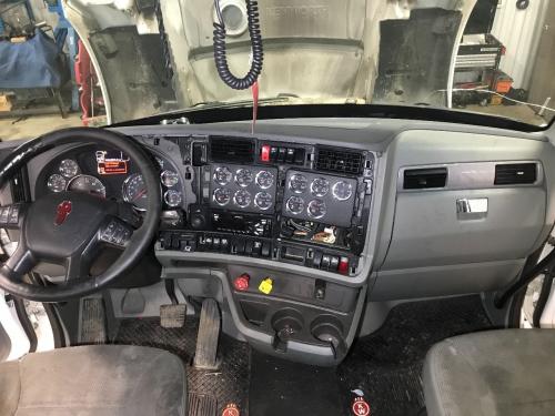2019 Kenworth T680 Dash Assembly