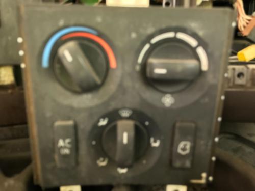 2014 Volvo VNL Heater & AC Temp Control: 3 Knob, 2 Switch