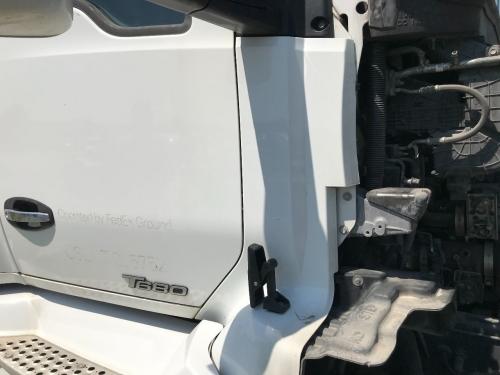 2017 Kenworth T680 White Right Extension Cowl