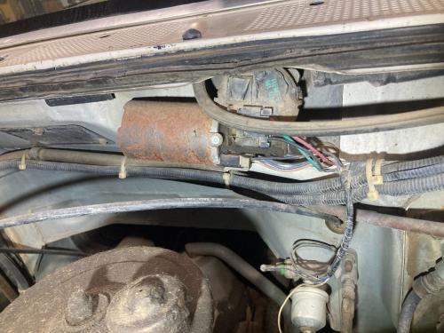 1991 Ford F800 Wiper Motor, Windshield: Motor Only
