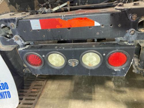 2006 Kenworth T2000 Tail Panel: Two Red Lights, Two White Lights