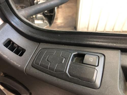 2019 Volvo VNR Right Door Electrical Switch