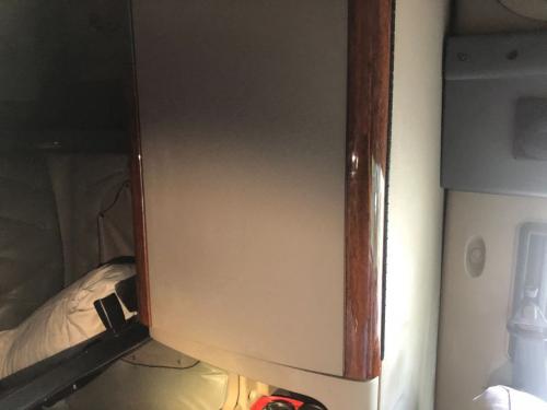 2015 Freightliner CASCADIA Left Cabinets