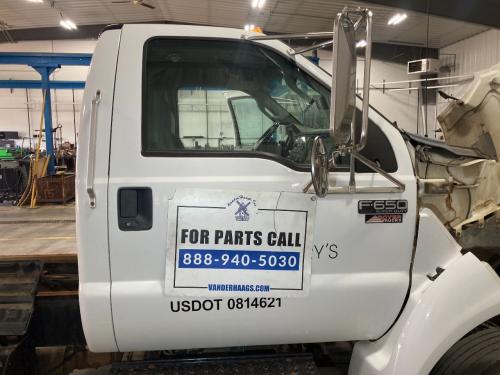 2015 Ford F650 Right Door