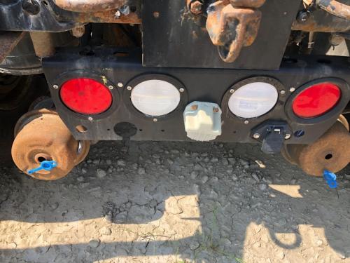 2013 Kenworth T660 Tail Panel: 2 Red Lights, 2 White Lights