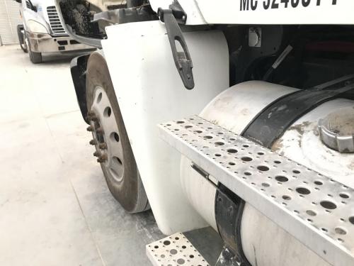 2007 Freightliner COLUMBIA 120 Left White Extension Fiberglass Fender Extension (Hood): Does Not Include Bracket, Chipped And Scuffed Along Top Edge
