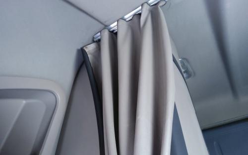 2014 Freightliner CASCADIA Interior, Curtains