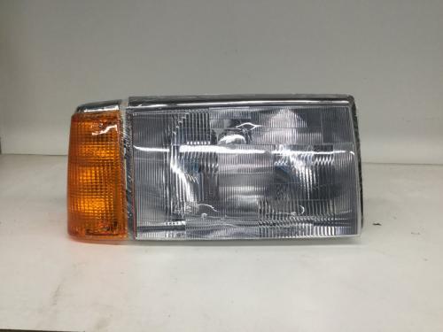 Volvo WIA Right Headlamp: P/N 836013205