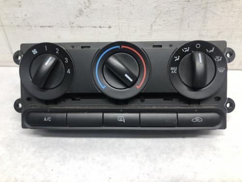 2008 Ford F450 SUPER DUTY Heater & AC Temp Control: 3 Knobs, 3 Buttons | P/N 7C3T-19980-CD