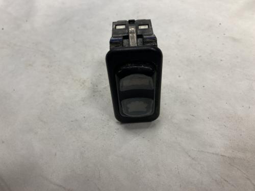 2004 Freightliner C120 CENTURY Switch | Dome Light | Wear On Switch | P/N A06-30769-084