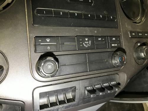 2012 Ford F650 Heater & AC Temp Control: 2 Knobs, 6 Buttons