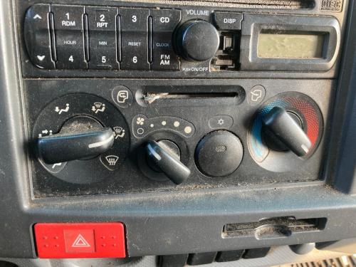 2008 Gmc W3500 Heater & AC Temp Control: 3 Knobs, 1 Button And 1 Lever