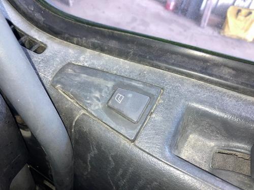 2005 Volvo VNL Right Door Electrical Switch