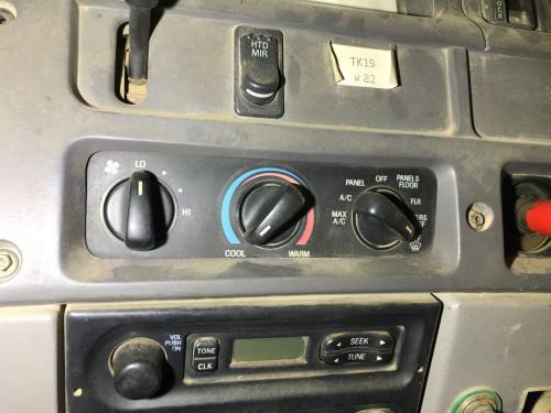 2000 Sterling L9511 Heater & AC Temp Control: 3 Knobs