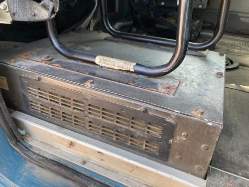 2001 International 9200 Right Heater Assembly: P/N 748025