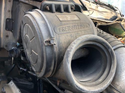 2003 Freightliner COLUMBIA 120 13-inch Poly Donaldson Air Cleaner