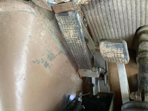 1994 Ford LN8000 Foot Control Pedals