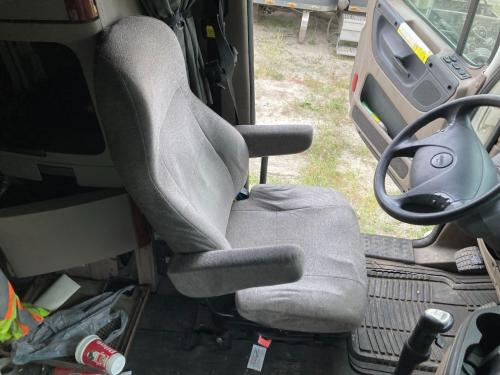 2012 Freightliner CASCADIA Left Seat, Air Ride
