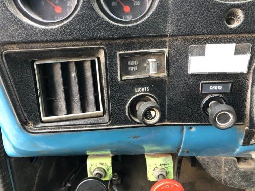 Chevrolet C70 Dash Panel: Switch Panel