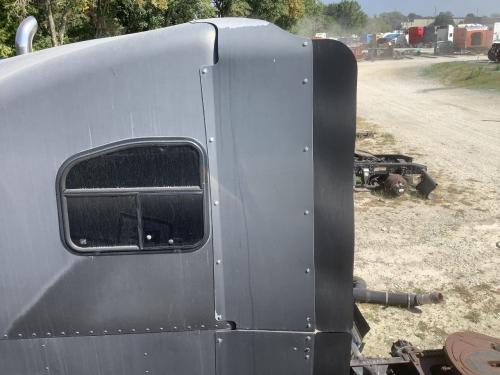 Freightliner CLASSIC XL Grey Left Included Fairing/Cab Extender