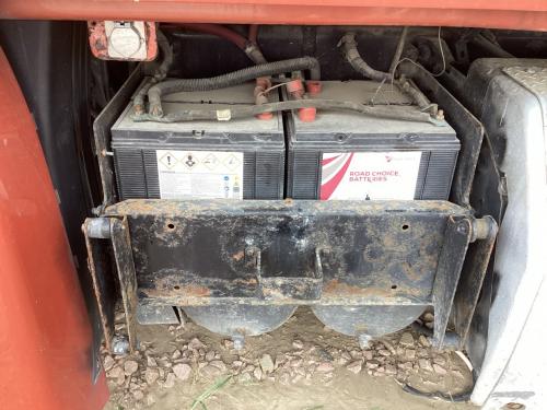 2012 Freightliner CASCADIA Steel Battery Box | Length: 28.00 | Width: 20.0