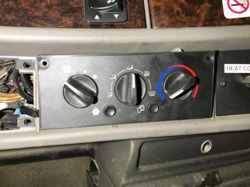 2012 Kenworth T370 Heater & AC Temp Control: 3 Knobs, 2 Buttons