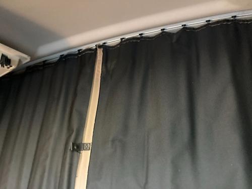 2015 Kenworth T680 Interior, Curtains