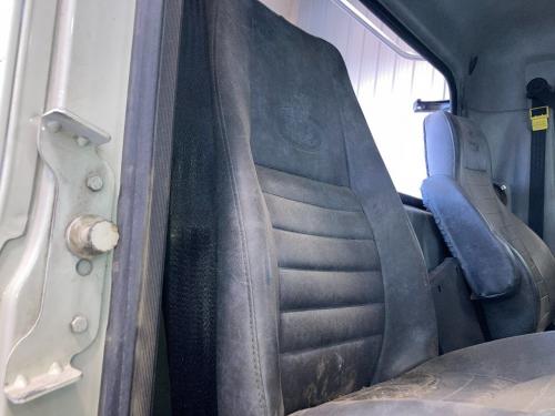 2016 Mack CXU Right Seat, Non-Suspension
