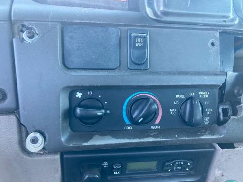 2002 Sterling ACTERRA Heater & AC Temp Control: 3 Knobs
