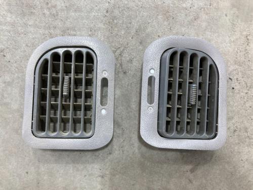 1997 Ford A9513 Pair Of Vents