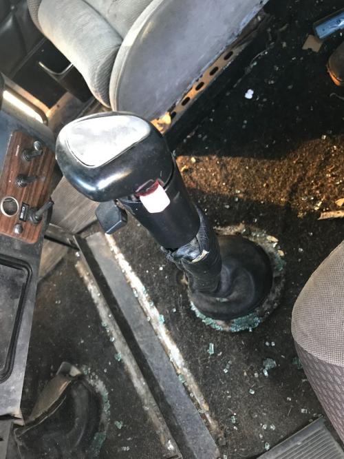 1999 Fuller RTLO18913A Shift Lever
