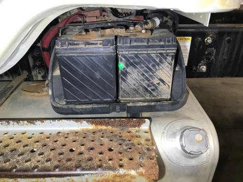 2007 Freightliner M2 106 Poly Battery Box | Length: 17.50 | Width: 15.0