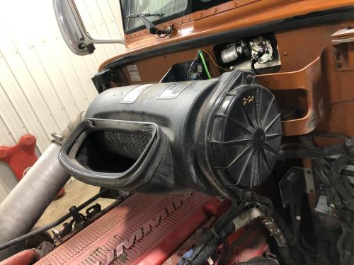 2011 Peterbilt 386 10-inch Poly Donaldson Air Cleaner