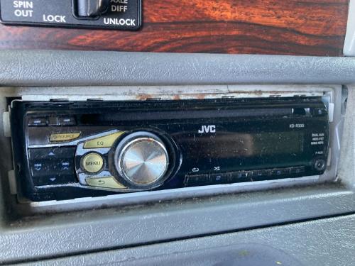Freightliner COLUMBIA 120 A/V (Audio Video): Jvc Cd Player