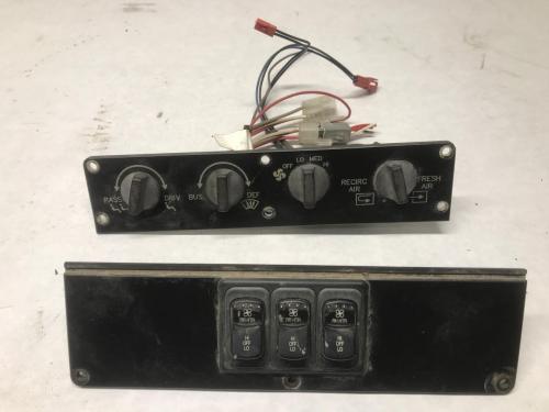 2007 Blue Bird VISION Heater & AC Temp Control: 4 Knobs, 3 Switches