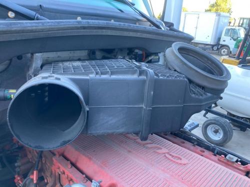 2018 Peterbilt 579 13-inch Poly Donaldson Air Cleaner