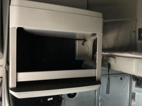 2020 Kenworth T680 Right Cabinets