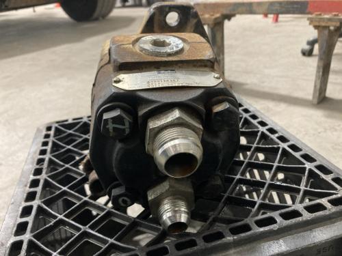 Hydraulic Pump: Parker Hydraulic Pump Connects To P.T.O. | P/N 308911-0187