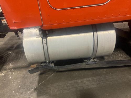2014 Kenworth T680 Fuel Tank Strap | Tank Dia: 25 | Strap Width: 1.5