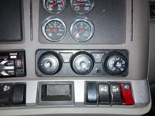 2019 Kenworth T680 Heater & AC Temp Control: 3 Knobs, 5 Buttons | P/N F21-1028-2381