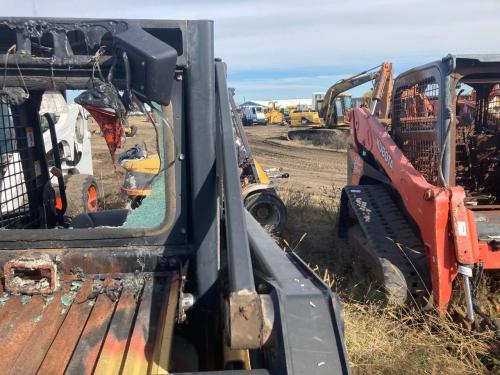1999 New Holland LX565 Right Linkage: P/N 86547204