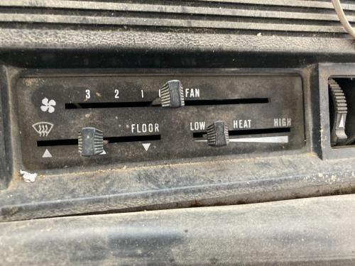 1985 Mack MS MIDLINER Heater & AC Temp Control