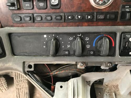 2004 Freightliner C120 CENTURY Heater & AC Temp Control: 3 Knobs, 2 Buttons